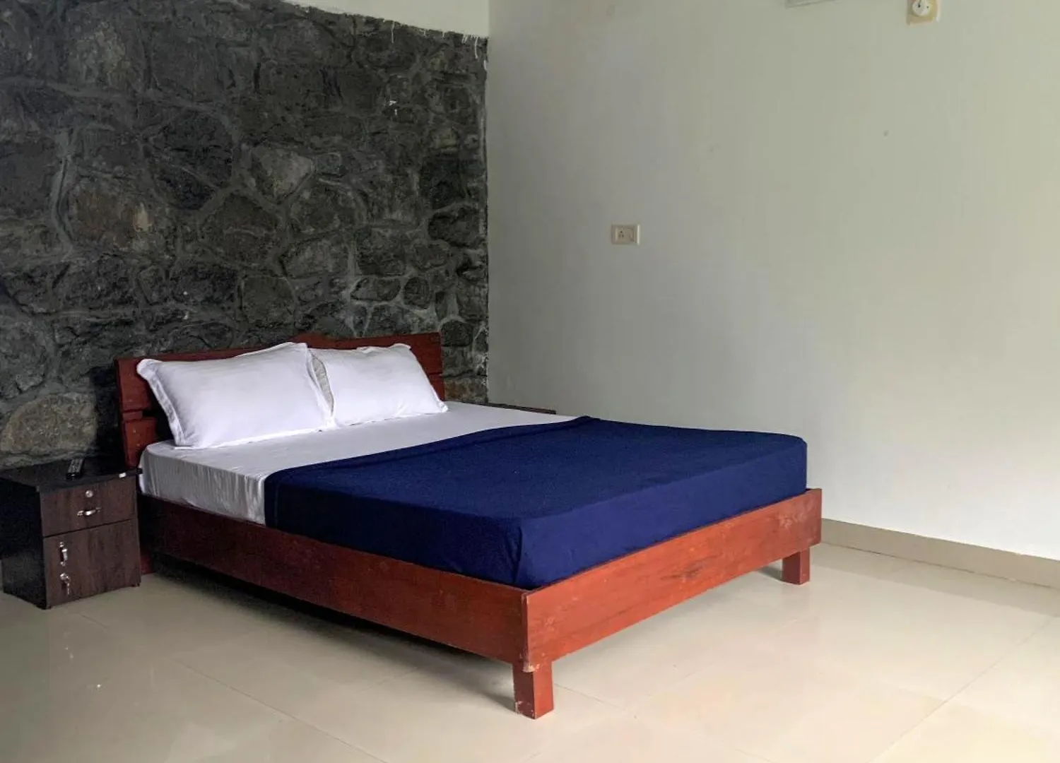 The Olam Vagamon Hotel